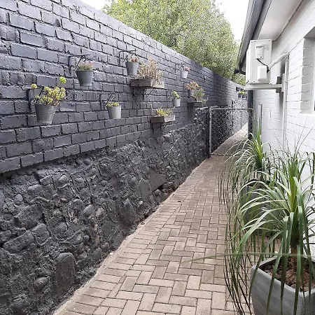 Fevertree Cottage Bloemfontein Buitenkant foto